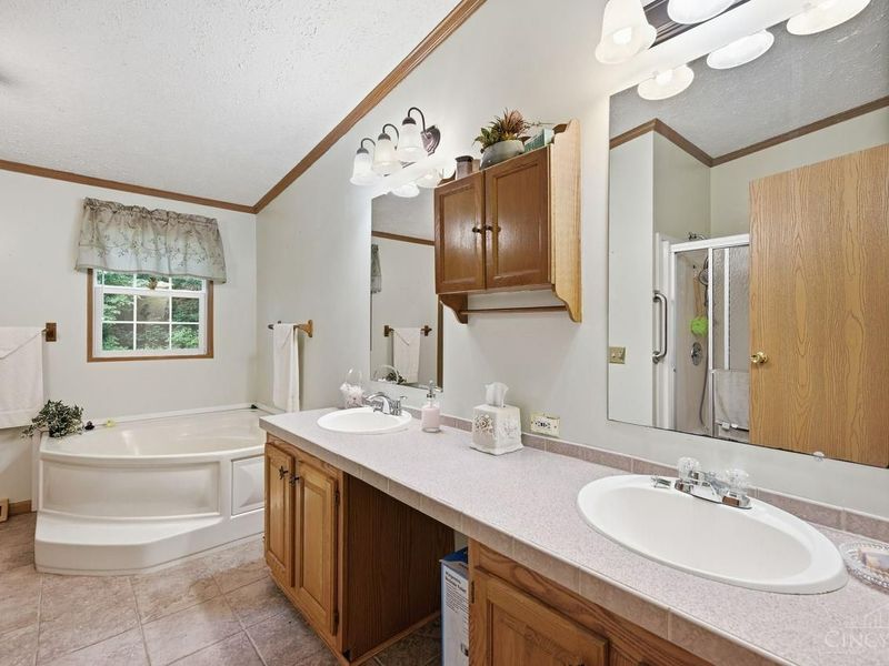 1621 Kress Road, Pike Twp, OH 45154 Photo 19