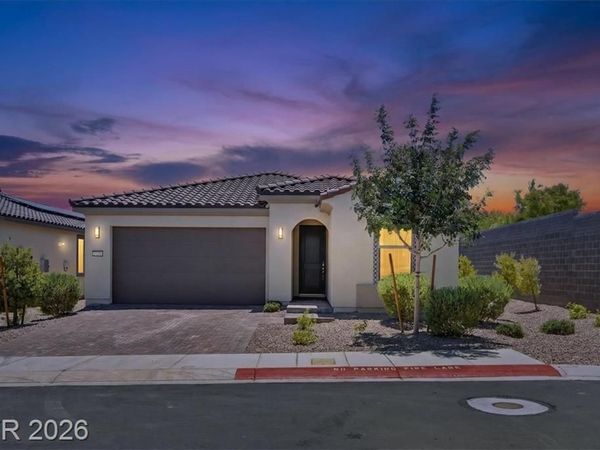 10089 Honey Rose Avenue, Las Vegas, NV 89143