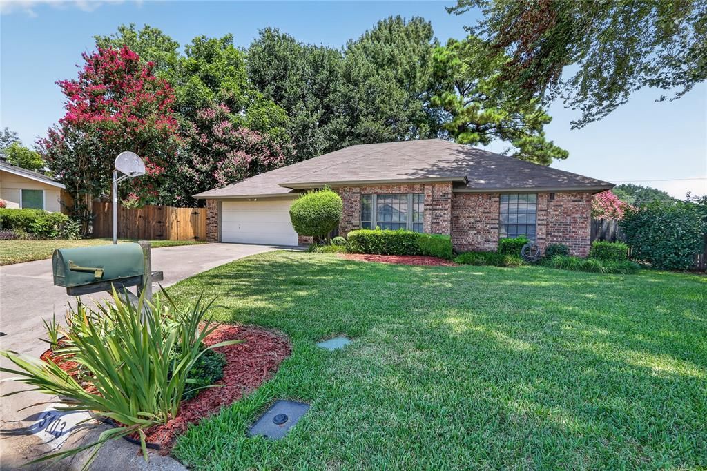 5103 El Rancho Court, Arlington, TX 76017 Main Photo