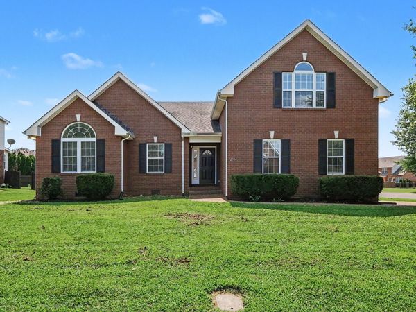 2904 Schoolside St , Murfreesboro, TN 37128