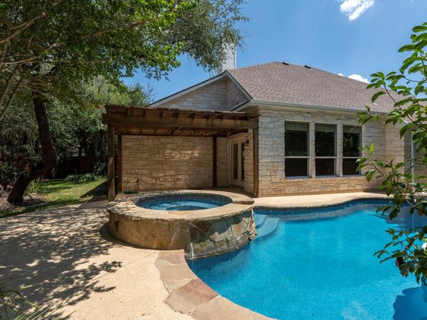 6304 Salcon Cliff DR, Austin, TX 78749
