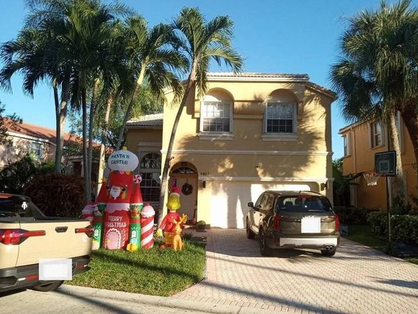4867 NW 115th Avenue , Other Florida, FL 33076
