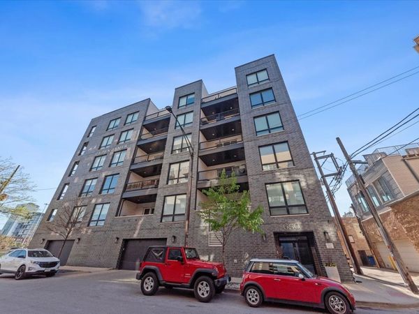 650 N Morgan Street , Unit 404, Chicago, IL 60642