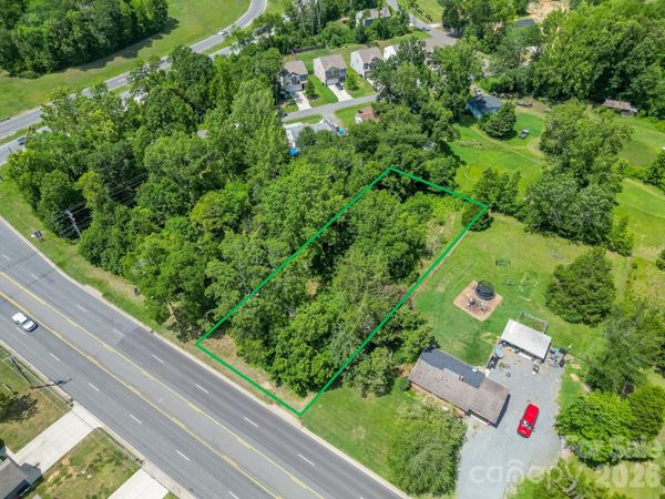 9218 Mount Holly Road , Charlotte, NC 28214