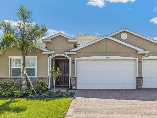 856 NE 6TH AVE, CAPE CORAL, FL 33909