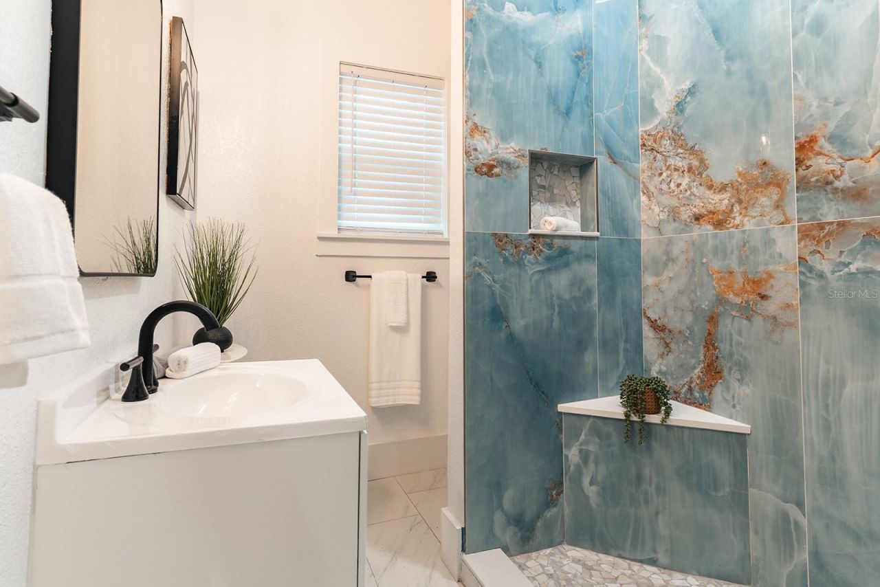 4324 Emerson Avenue S, Saint Petersburg, FL 33711 Photo