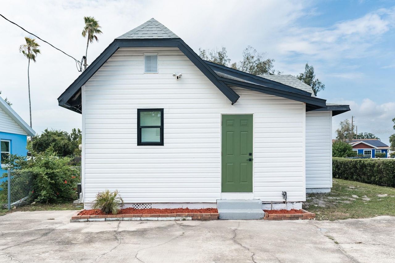 4324 Emerson Avenue S, Saint Petersburg, FL 33711 Photo