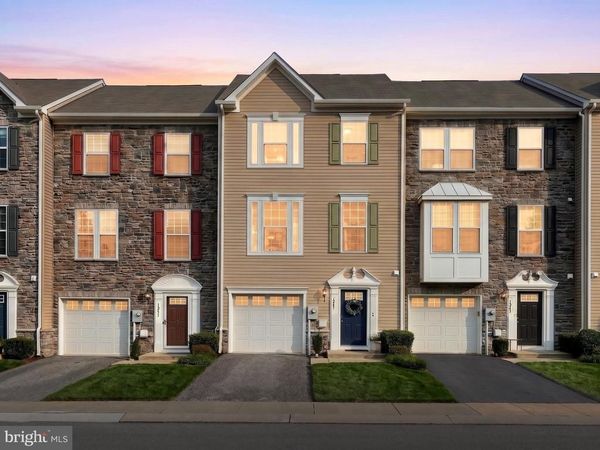 1247 RANNOCH LANE, YORK, PA 17403