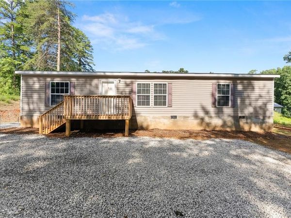 277 Yates Street , Cornelia, GA 30531