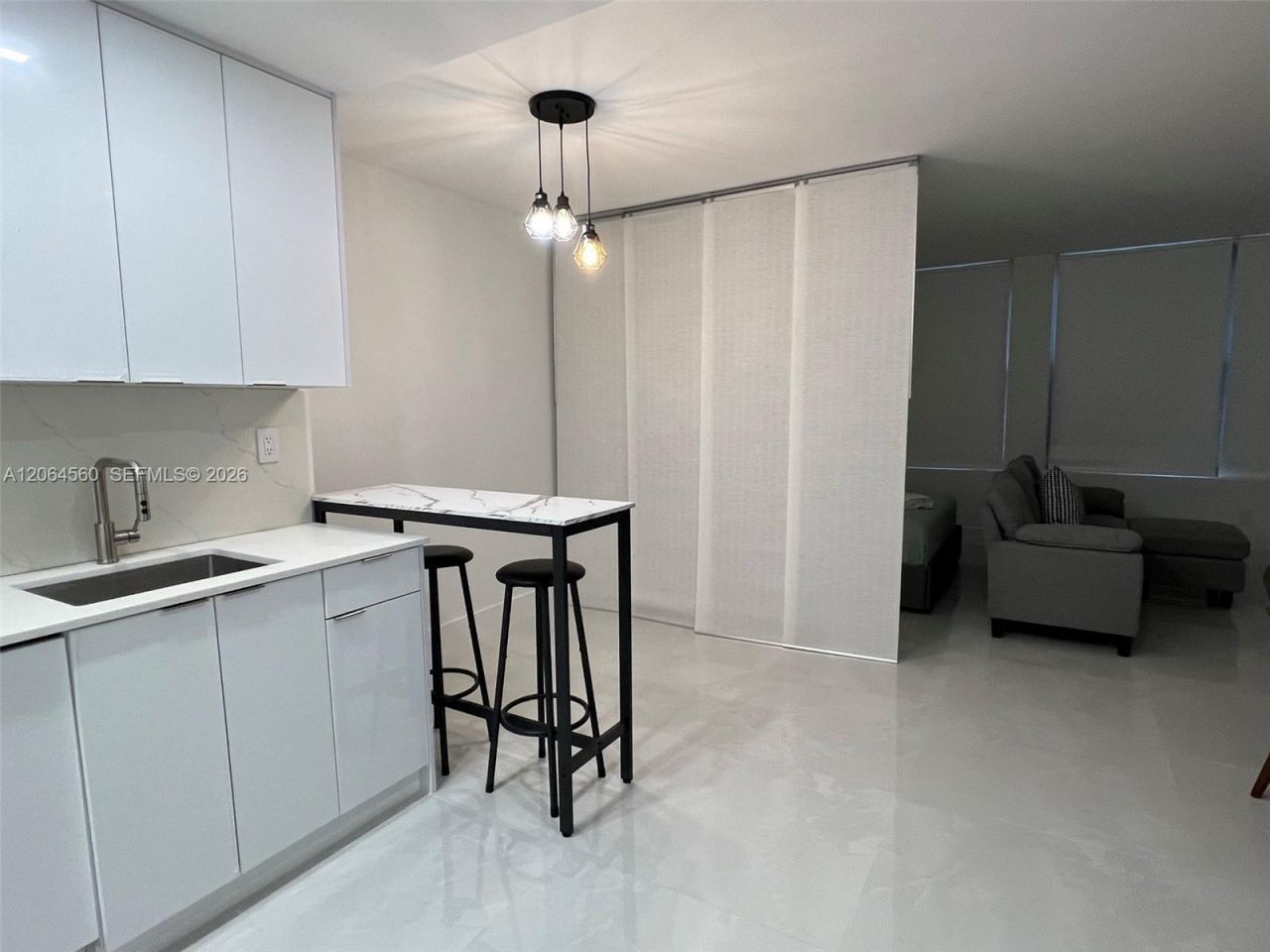 2899 Collins Ave, Unit 610, Miami Beach, FL 33140 Photo