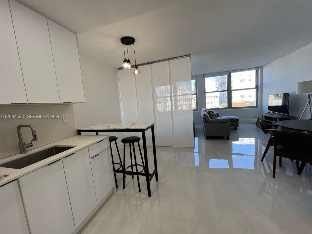 2899 Collins Ave, Unit 610, Miami Beach, FL 33140 Photo