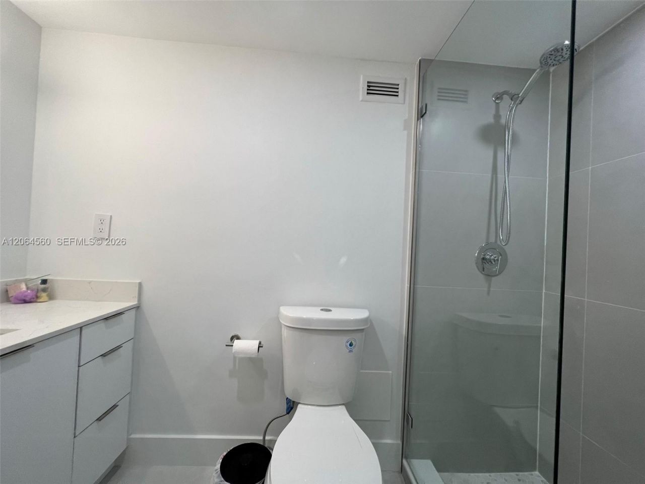 2899 Collins Ave, Unit 610, Miami Beach, FL 33140 Photo