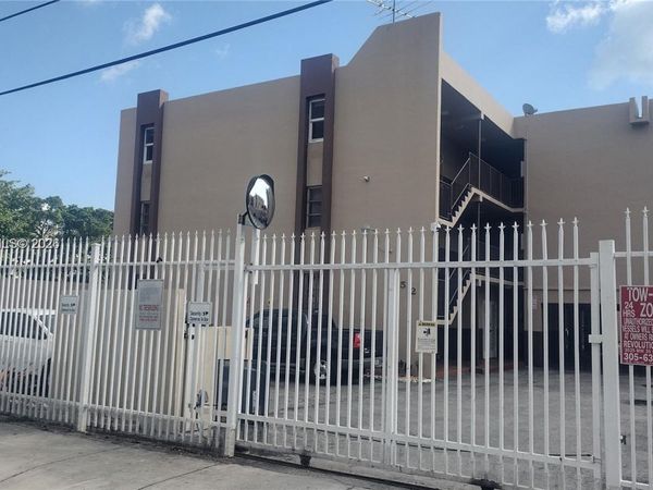 652 NW 3rd St , Unit 305, Miami, FL 33128