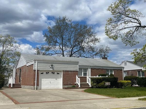 50 Buffalo Street , Elmont, NY 11003