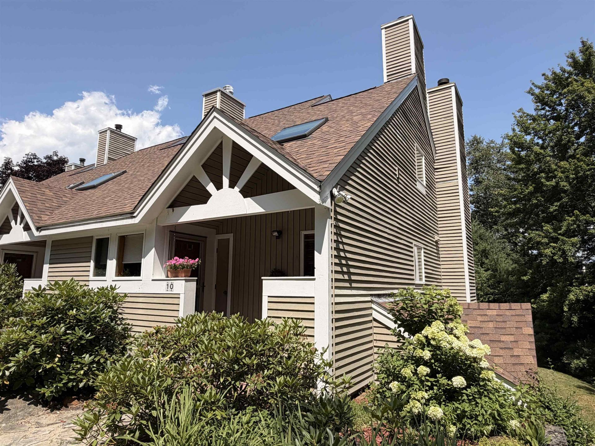 13 Laurel Circle, Unit 10, Thornton, NH 03285 Main Photo