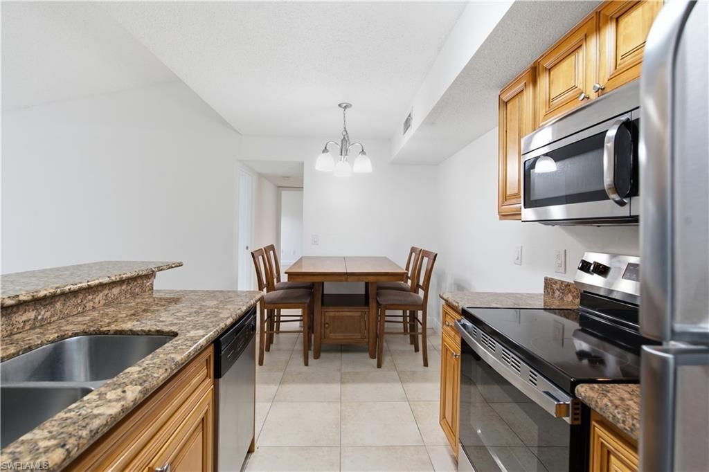 12730 Equestrian Cir , Unit 2806, Fort Myers, FL 33907 Photo