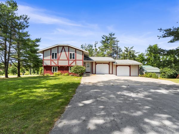 4038 Twin Oak Road, Gaylord, MI 49735