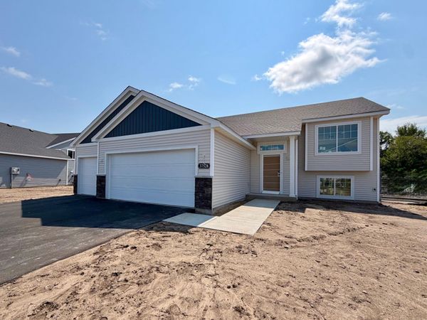 37528 Greenway Avenue, North Branch, MN 55056