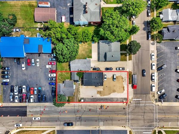 905 & 913 Williams STREET, Lake Geneva, WI 53147