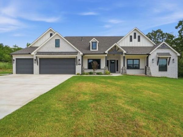 2722 Highlands Place , Sapulpa, OK 74066