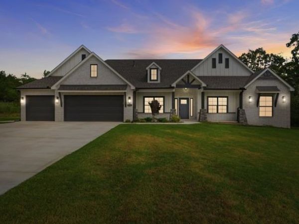 2722 Highlands Place , Sapulpa, OK 74066