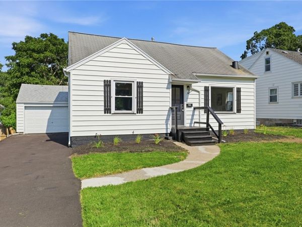 218 Willowbrook Road , Rochester, NY 14616