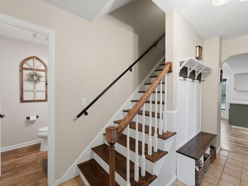 9955 Hounsdale Drive, Pickerington, OH 43147 Photo 7