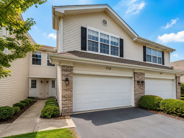 2338 STOUGHTON Circle , Unit 2338, Aurora, IL 60502