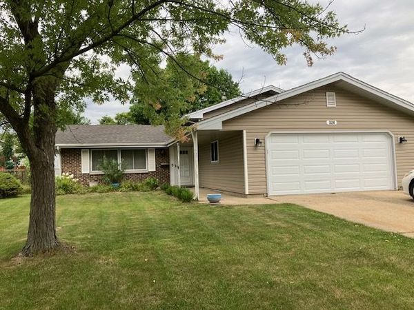 324 W WEATHERSFIELD Way , Schaumburg, IL 60194