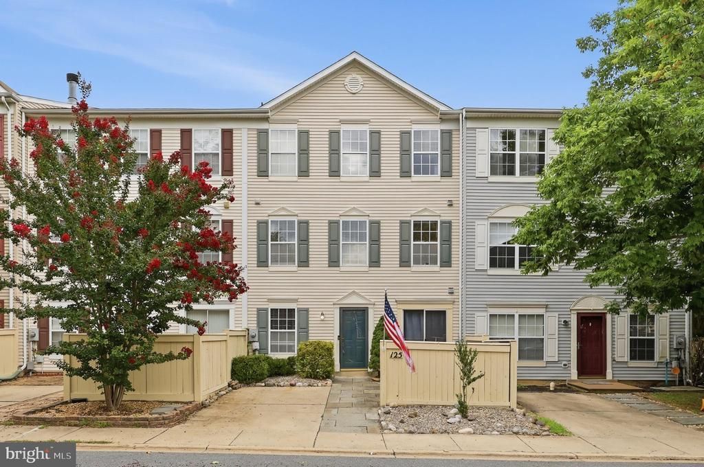 125 HEATHFIELD DRIVE , FREDERICK, MD 21702