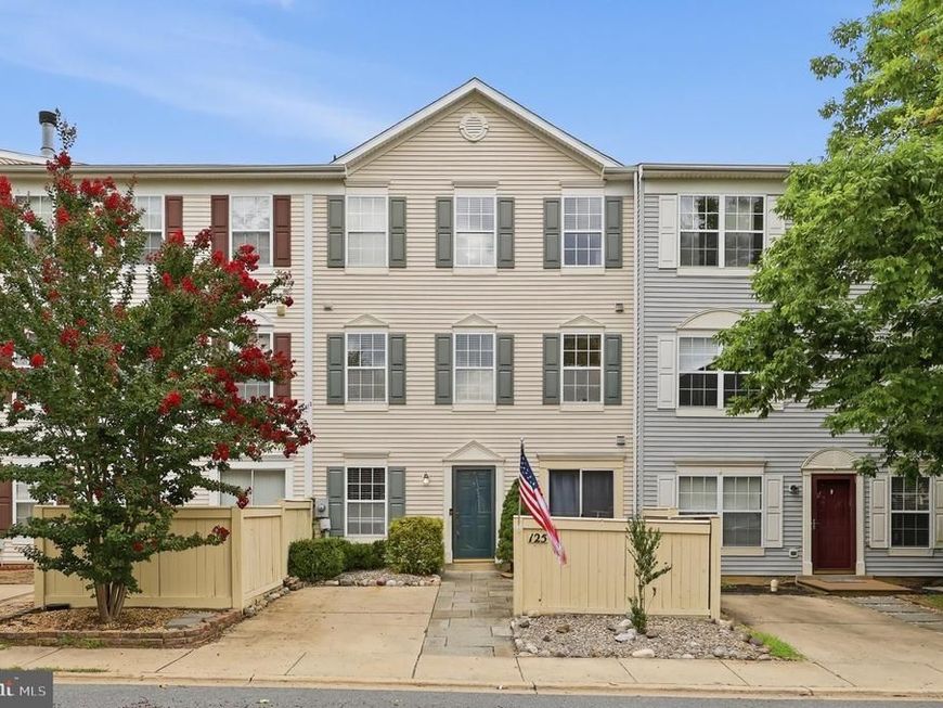 125 Heathfield Drive , Frederick, MD 21702 Main Photo