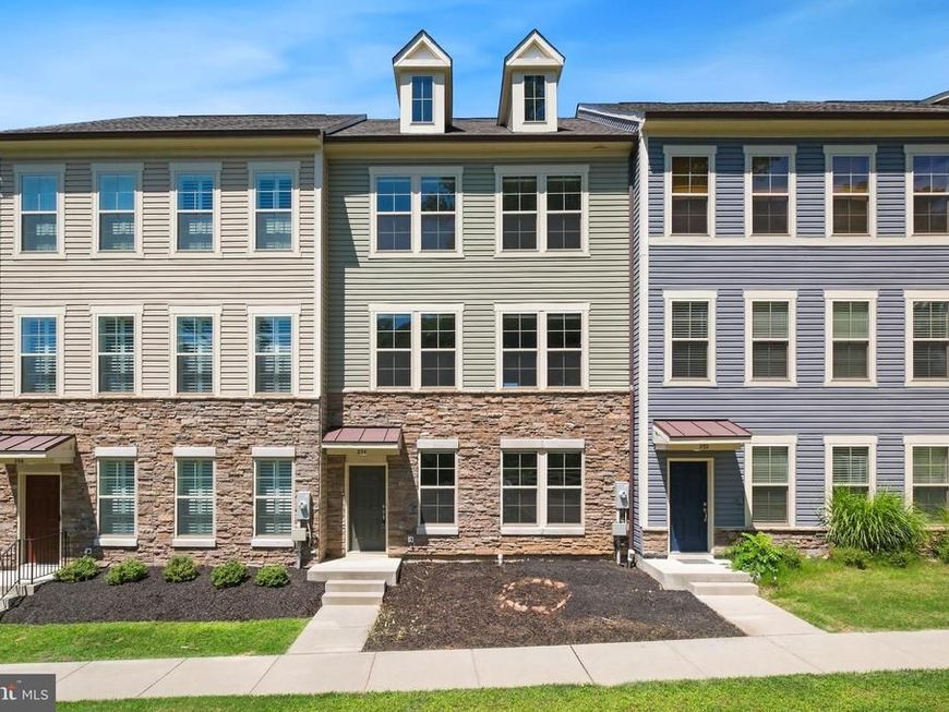 204 Ashton Market Alley, Ashton, MD 20861 Main Photo