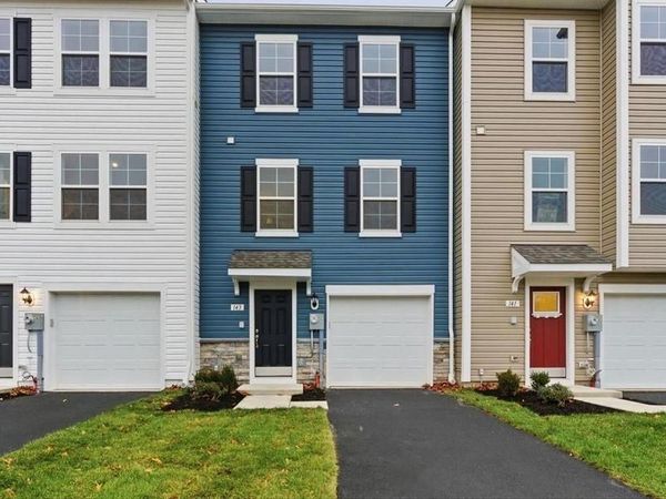 143 HOMESTEAD DRIVE, HANOVER, PA 17331