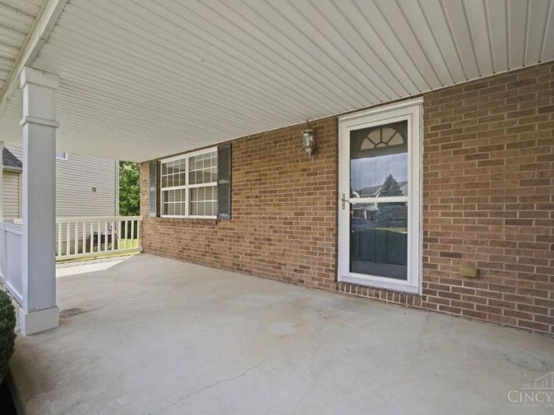 7861 Winding Creek Court, Deerfield Twp., OH 45040 Photo 3