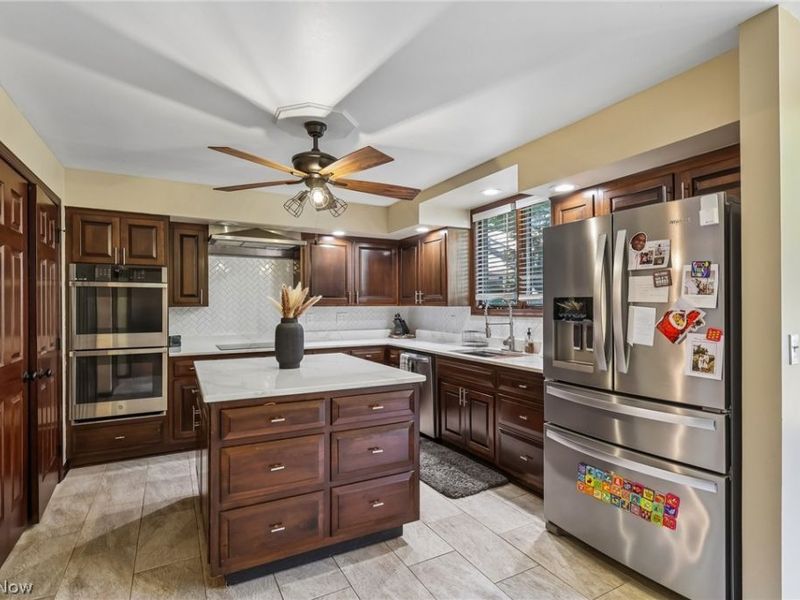 10 Hidden Valley Drive , Unit 10, Rocky River, OH 44116 Photo 18