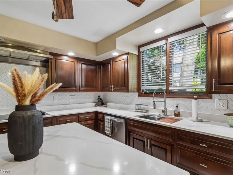 10 Hidden Valley Drive , Unit 10, Rocky River, OH 44116 Photo 20