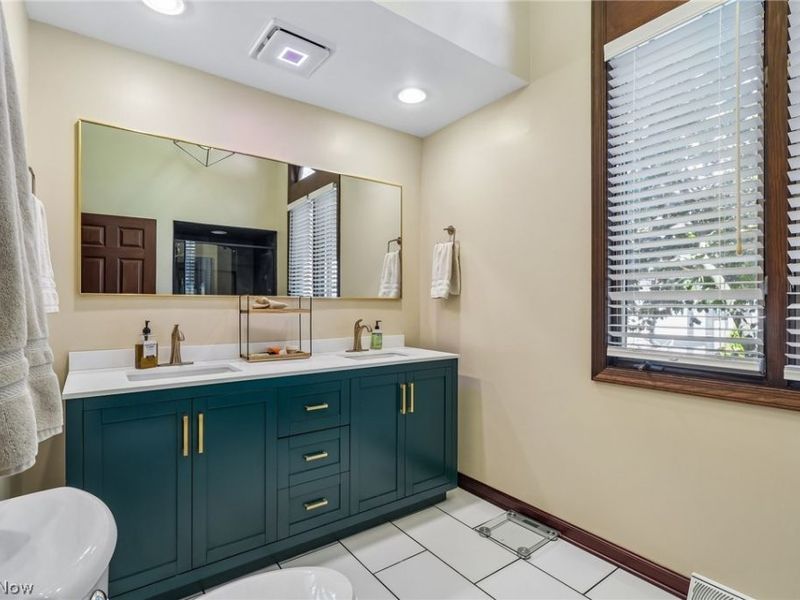 10 Hidden Valley Drive , Unit 10, Rocky River, OH 44116 Photo 32