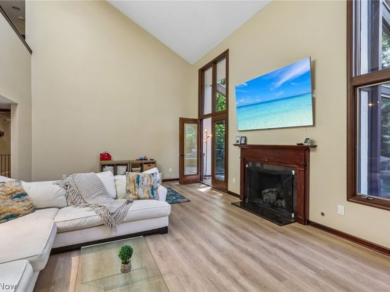 10 Hidden Valley Drive , Unit 10, Rocky River, OH 44116 Photo 6
