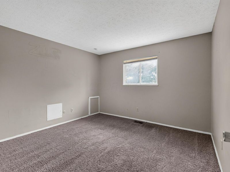 621 E Schrock Road , Westerville, OH 43081 Photo 20