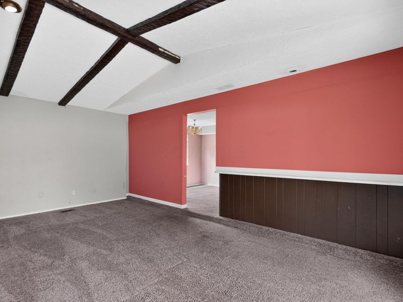 621 E Schrock Road , Westerville, OH 43081 Photo 5