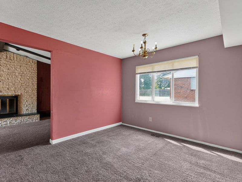 621 E Schrock Road , Westerville, OH 43081 Photo 6