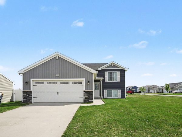 1193 Cooley Mill Lane, Vicksburg, MI 49097
