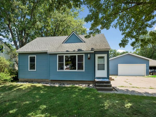 14 Pine Drive , Circle Pines, MN 55014