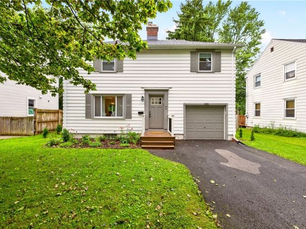 143 Seminole Way , Rochester, NY 14618
