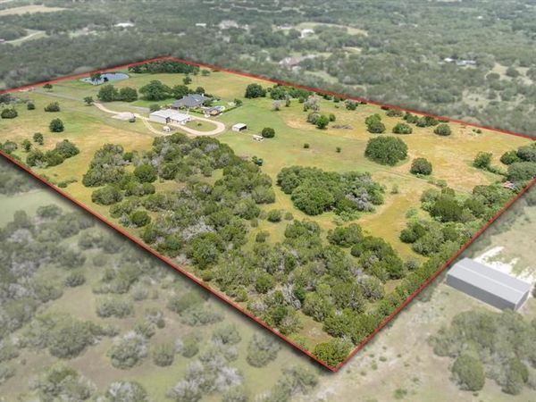 2560 Shady Oaks Circle, Glen Rose, TX 76043