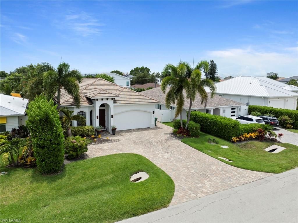 538 104th Ave N, Naples, FL 34108 Photo