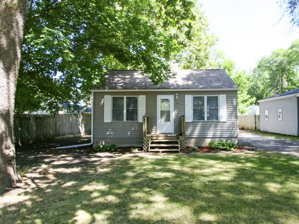 220 SHORELAND Road, MACHESNEY PARK, IL 61115