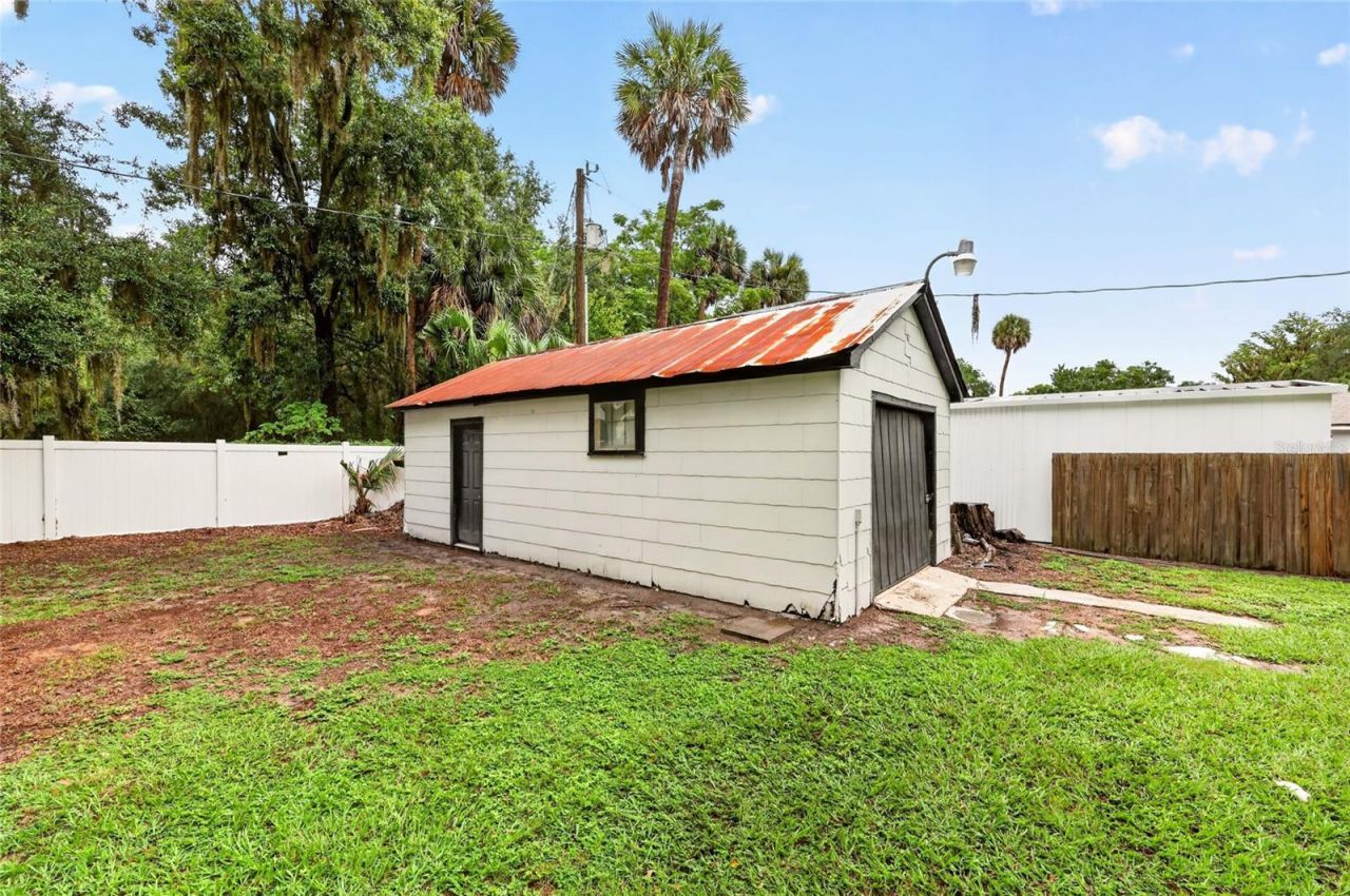 2221 S Pine Avenue, Ocala, FL 34471 Photo