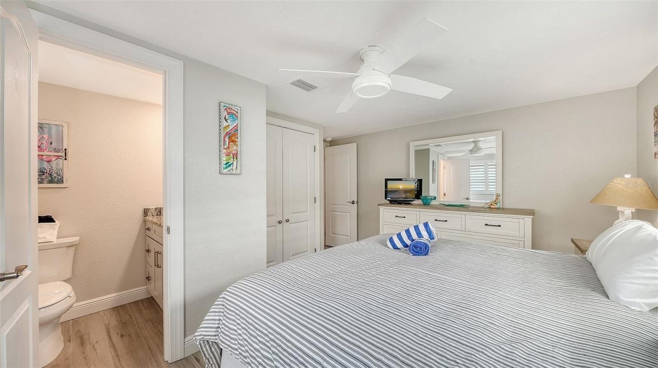 6154 Midnight Pass Road, Unit B5, Sarasota, FL 34242 Photo