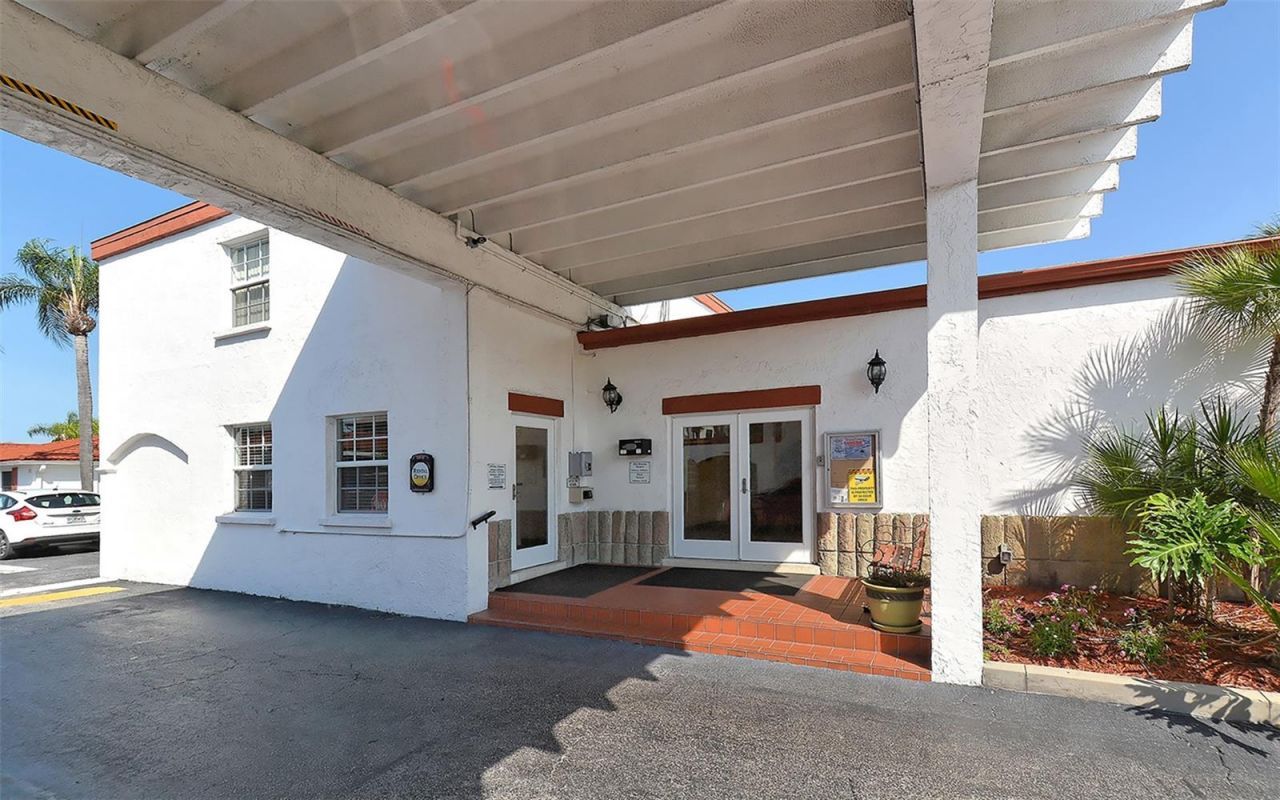 6154 Midnight Pass Road, Unit B5, Sarasota, FL 34242 Photo